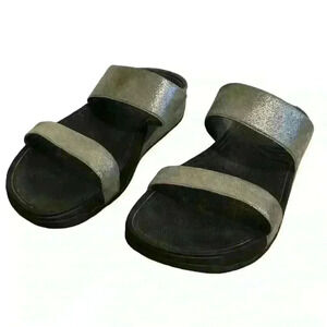 Fitflop Women’s Size 10 Lulu Shimmershine Adjustable Strap Leather Slide Sandals